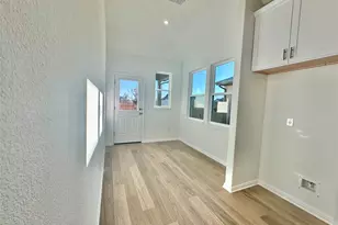 305 Porter Country Pkwy, Buda, TX 78610 - Photo 7