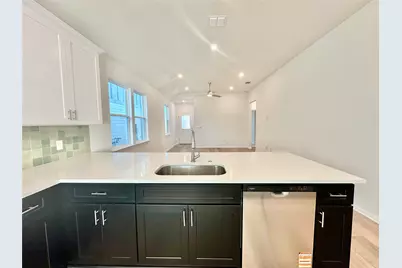 305 Porter Country Parkway, Buda, TX 78610 - Photo 5