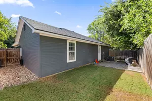 602 S Pierce St, Burnet, TX 78611 - Photo 27