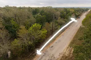 229 Milam Ln, Bastrop, TX 78602 - Photo 5