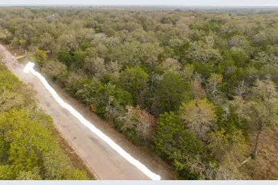 229 Milam Lane, Bastrop, TX 78602 - Photo 7