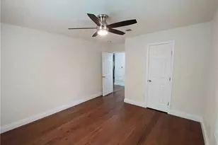 1705 Singleton Ave, Austin, TX 78702 - Photo 11