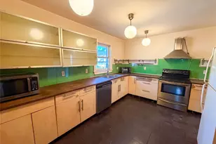 504 S Boundary St, Burnet, TX 78611 - Photo 9