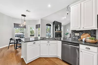 137 Ridgewood Cove, Georgetown, TX 78633 - Photo 13