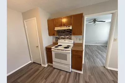 817 Lloyd Lane #A, Elgin, TX 78621 - Photo 5