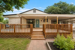 1700 W 7th St, Taylor, TX 76574 - Photo 1