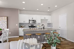 2005 Fairhaven Gtwy, Georgetown, TX 78626 - Photo 11