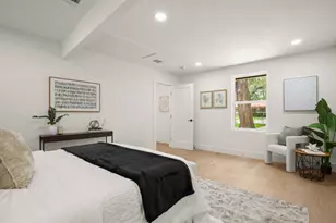 2204 Fair Oaks Dr, Austin, TX 78745 - Photo 19
