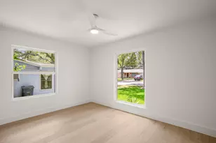 2204 Fair Oaks Dr, Austin, TX 78745 - Photo 23