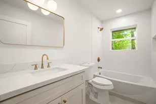 2204 Fair Oaks Dr, Austin, TX 78745 - Photo 25
