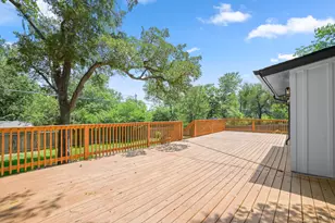 2204 Fair Oaks Dr, Austin, TX 78745 - Photo 29