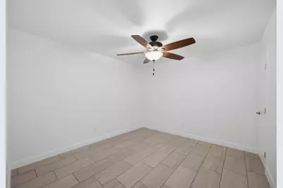 5801 Thunderbird Street #B-22, Lago Vista, TX 78645 - Photo 25