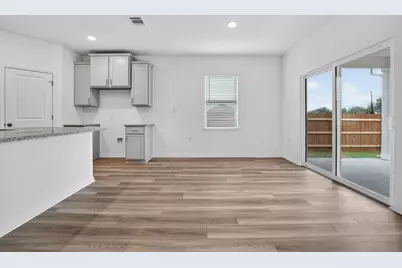 15400 Flowers View, Pflugerville, TX 78660 - Photo 5