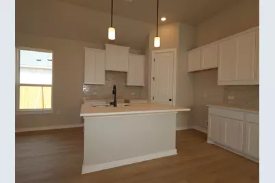 609 Clarissa Street, Buda, TX 78610 - Photo 3