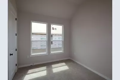 609 Clarissa Street, Buda, TX 78610 - Photo 11
