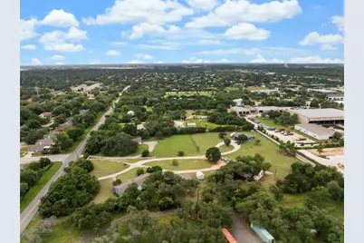 1303 Horizon Park Boulevard, Leander, TX 78641 - Photo 9
