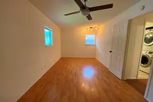 300 El Paso St, Austin, TX 78704 - Photo 11