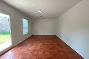 300 El Paso St, Austin, TX 78704 - Photo 5
