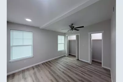 403 Taylor Street, Smithville, TX 78957 - Photo 9