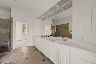10105 Pickfair Dr, Austin, TX 78750 - Photo 11