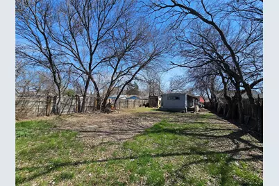 516 Montopolis Drive, Austin, TX 78741 - Photo 3