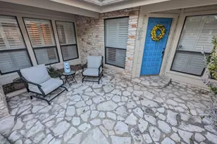 208 Crescent Bluff, Lakeway, TX 78734 - Photo 3