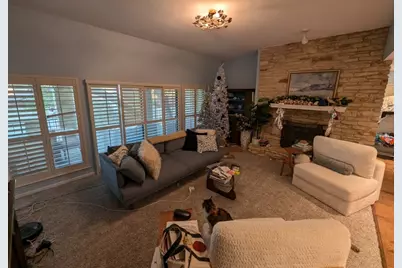 208 Crescent Bluff, Lakeway, TX 78734 - Photo 5