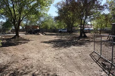 10611 Circle Drive, Austin, TX 78736 - Photo 3