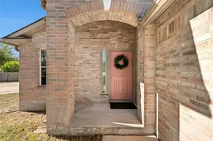 207 Calle Largo, Kyle, TX 78640 - Photo 5