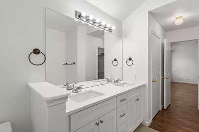 210 Summerside Avenue, Lockhart, TX 78644 - Photo 19