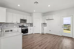7911 Linda Michelle Ln, Austin, TX 78724 - Photo 7