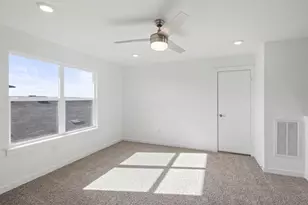 7911 Linda Michelle Ln, Austin, TX 78724 - Photo 13