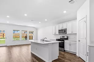 232 Juan Cordona Dr, Buda, TX 78610 - Photo 5