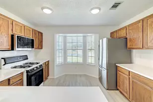 801 Saunders Dr, Round Rock, TX 78664 - Photo 21