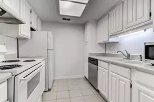 8210 Bent Tree Rd, Austin, TX 78759 - Photo 7
