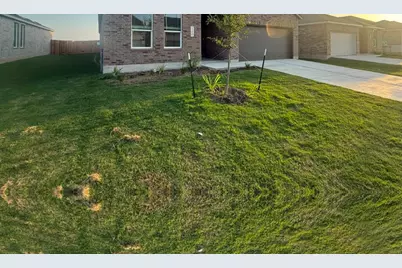 120 Brabham Loop, Hutto, TX 78634 - Photo 3