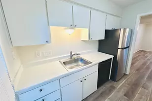 3822 Southway Dr, Austin, TX 78704 - Photo 9