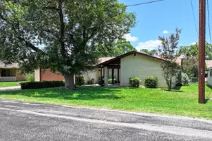 106 Flamingo Cir, Marble Falls, TX 78654 - Photo 3