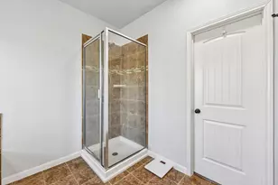 300 Hendelson Ln, Hutto, TX 78634 - Photo 25