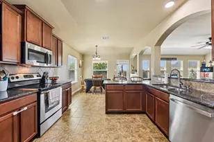300 Hendelson Ln, Hutto, TX 78634 - Photo 3
