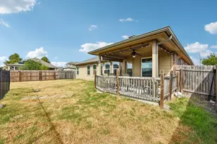 300 Hendelson Ln, Hutto, TX 78634 - Photo 5