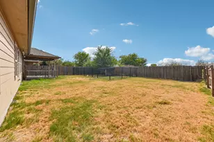 300 Hendelson Ln, Hutto, TX 78634 - Photo 27