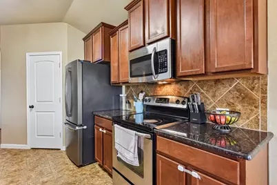 300 Hendelson Lane, Hutto, TX 78634 - Photo 13