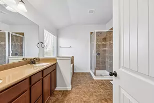 300 Hendelson Ln, Hutto, TX 78634 - Photo 23
