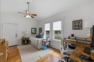 306 W 44th St, Austin, TX 78751 - Photo 27