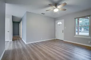 600 Bramble Dr, Austin, TX 78745 - Photo 5