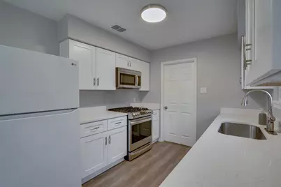 600 Bramble Drive, Austin, TX 78745 - Photo 3