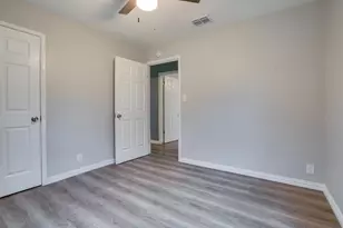 600 Bramble Dr, Austin, TX 78745 - Photo 11