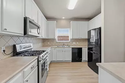 601 Brazos Bend Drive, Cedar Park, TX 78613 - Photo 5