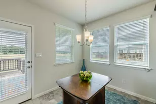 273 Falling Star Ln, Georgetown, TX 78628 - Photo 11
